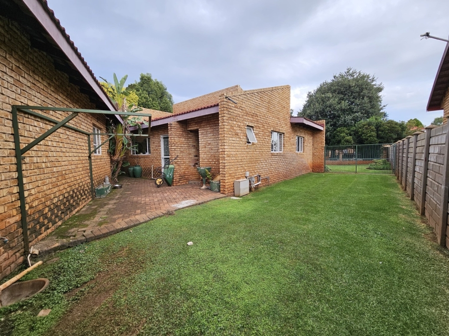 3 Bedroom Property for Sale in Dassie Rand North West